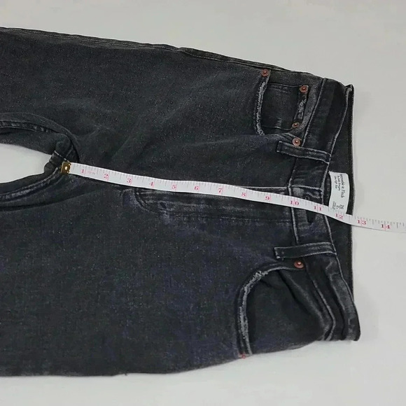 Abercrombie Ultra High Rise Ankle Straight Jeans- washed black - Picture 7 of 13